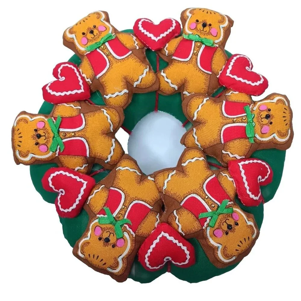Vintage Handmade Christmas Teddy Bear Wreath Stuffed Green Fabric Hearts Love
